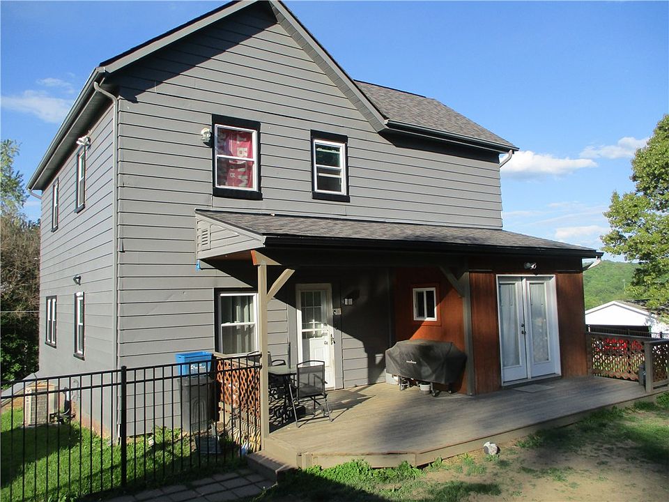 1st image of 293 Hillcrest Dr
