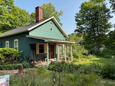 1181 S 4th St, Kalamazoo, MI, 49009