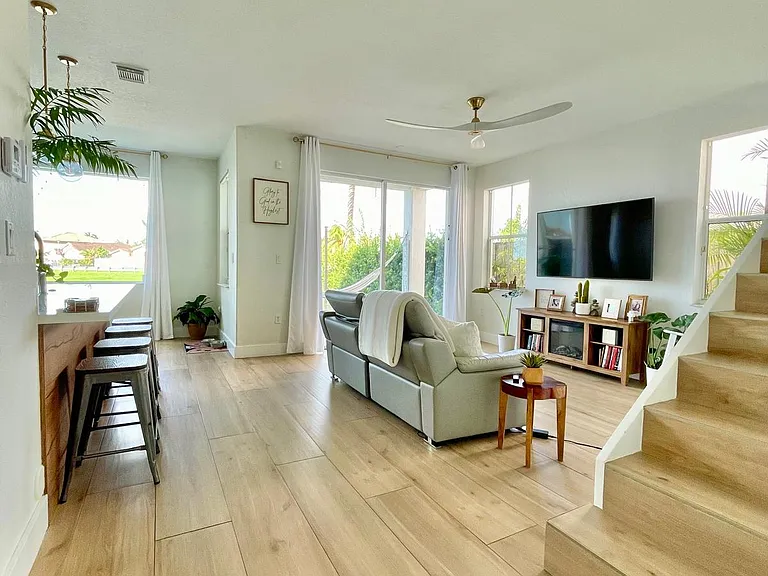 15487 SW 23rd Ln — Photo 5