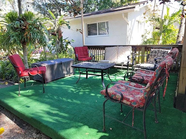 618 SW 14th Ter #2 — Photo 11