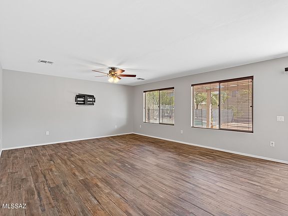 3rd image of 21127 E Prospector Pl