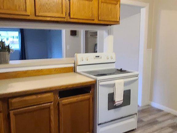 5th image of 2223 Linda Ave