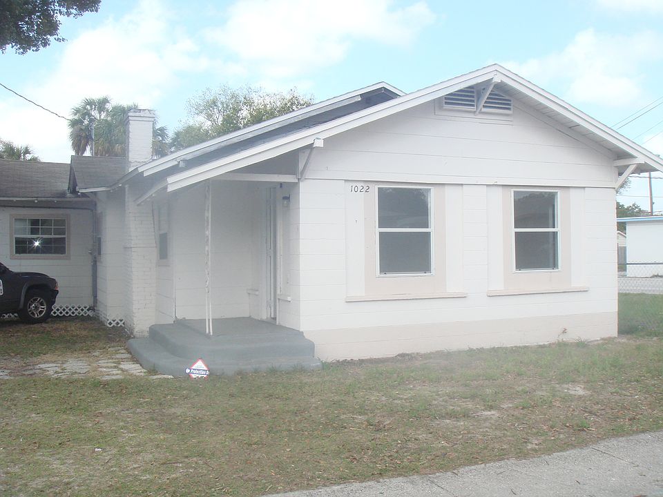 1st image of 1022 N Brunnell Pkwy