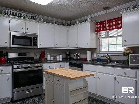 3rd image of 2881 Firethorn Ct