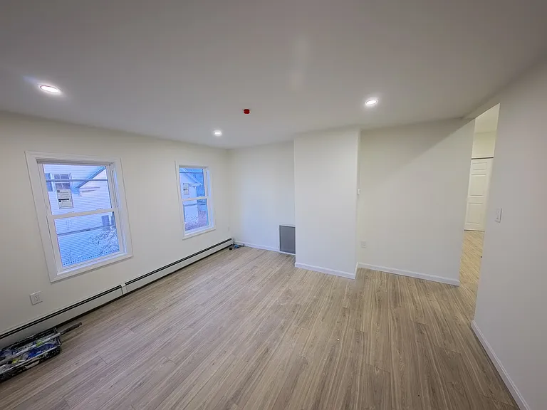 11 Adams St #2 — Photo 4