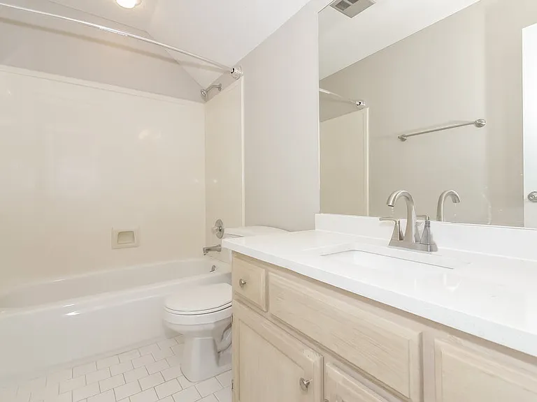4077 Course View Dr — Photo 14