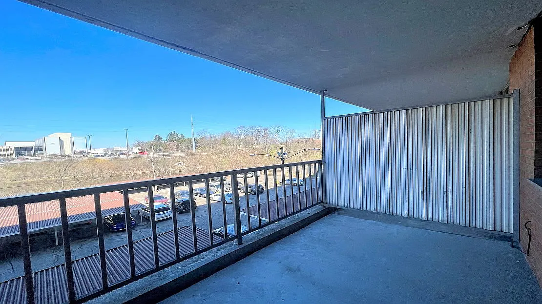 Fountain Place Apartments — Photo 4