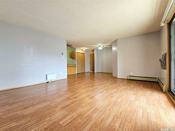 2nd image of 360 Cypress Dr #303