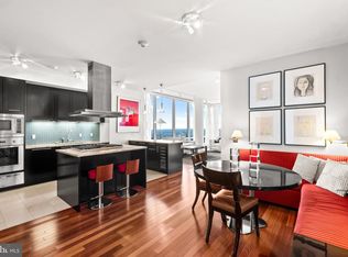 1414 S Penn Sq Unit 44GH, Philadelphia, PA