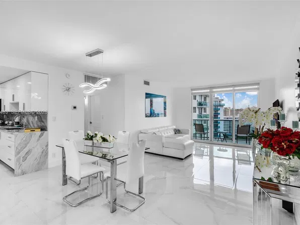 3901 S Ocean Dr, Hollywood, FL