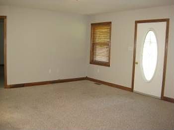 3rd image of 25 Castle Rock Dr