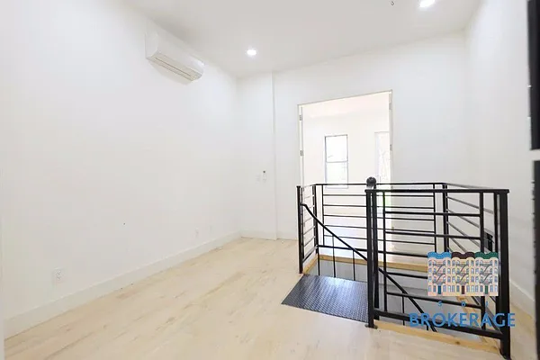 Rented by SBJ Brokerage, LLC | media 8