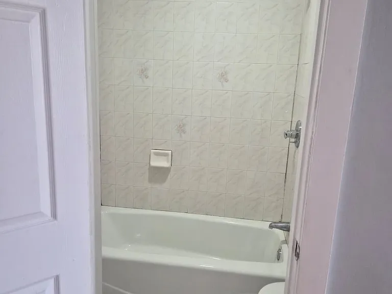 224 Sommerville Pl — Photo 4