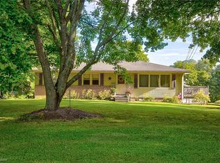 725 Waterloo Rd, Mogadore, OH 44260