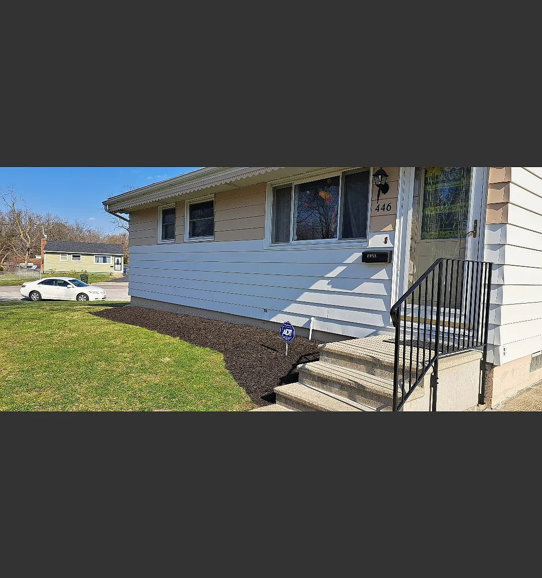 4 bed, 897 sqft, $2,200 — Photo 2