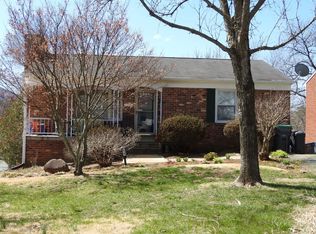 818 Rougemont Ave, Charlottesville, VA 22902