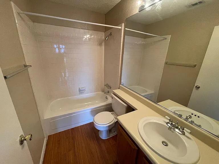 7614 Cousteau Dr — Photo 11