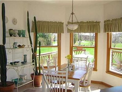 4th image of 3865 Highland Park Dr