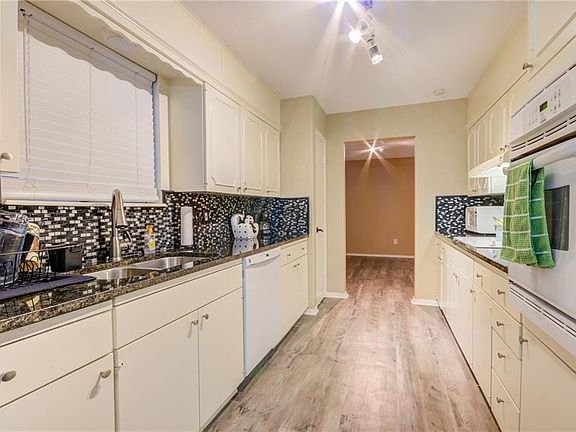 4th image of 6418 Wiethorn Dr