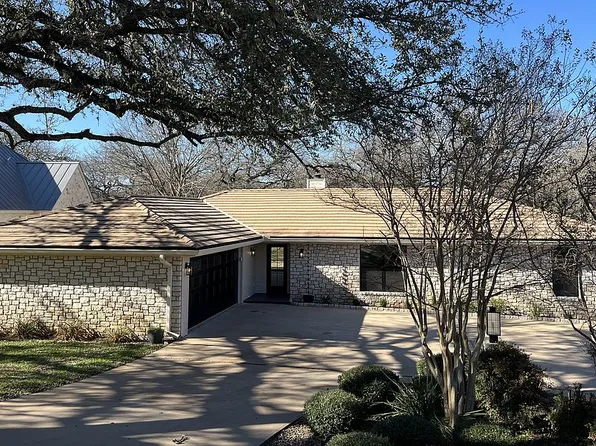 310 Blue Ground, Horseshoe Bay, TX 78657