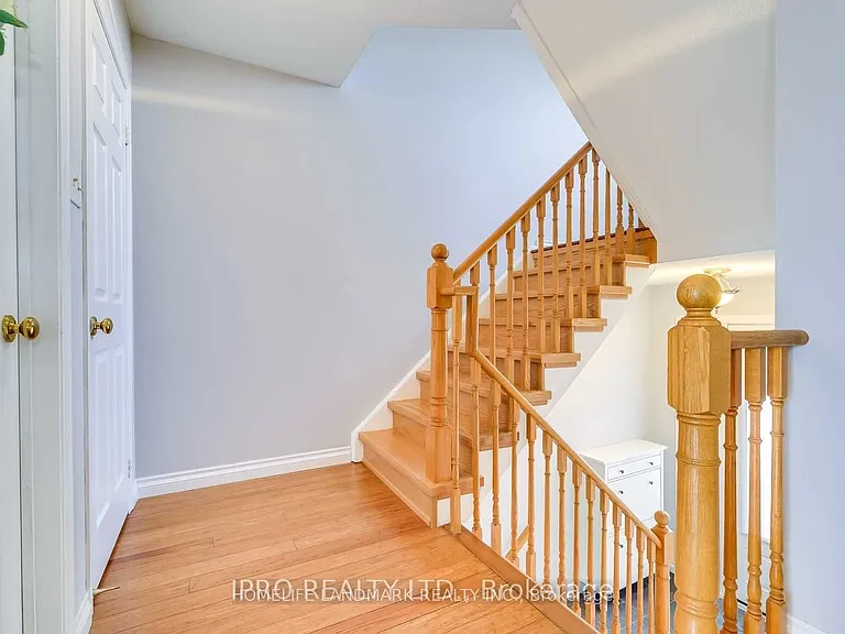 1109 Lindsay Dr — Photo 18