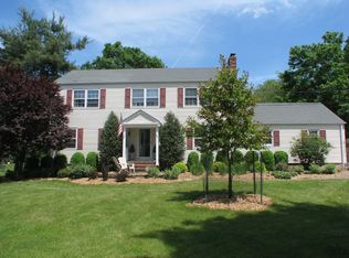 95 Lilac Dr, Annandale, NJ 08801