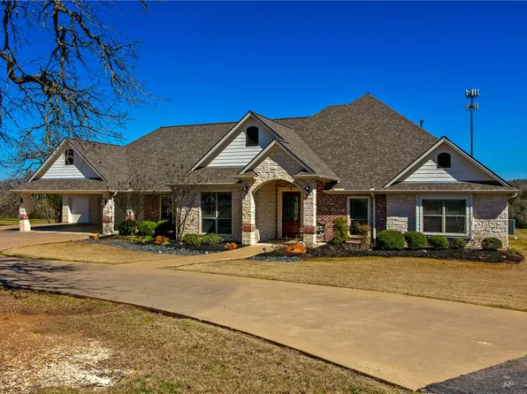 13853 Alacia Ct, College Station, TX 77845