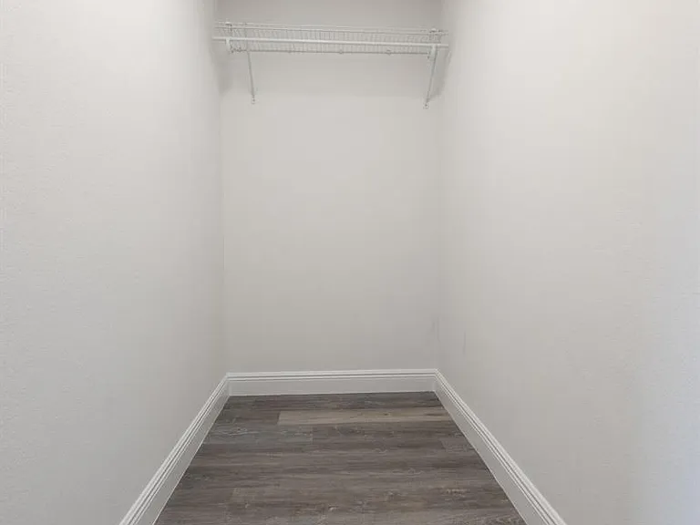 10651 Buttonwood Lake Dr — Photo 13