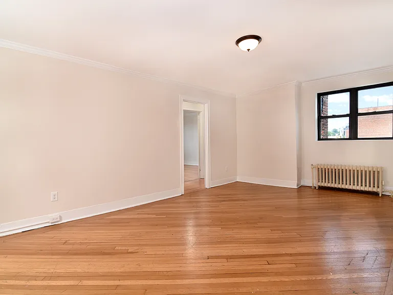 105 5th Ave #3D — Photo 4