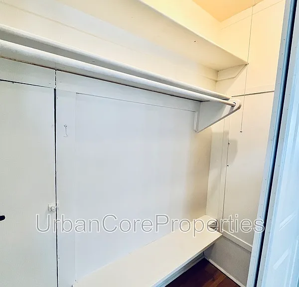 1527 5th St N #B3 — Photo 8