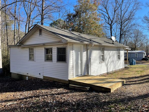 127 Williamson St, Troy, NC 27371