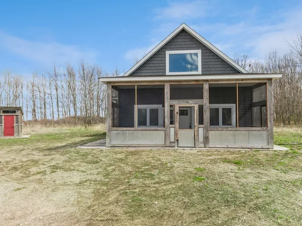 6685 Fairfax Way, Faribault, MN 55021