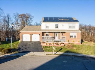 2017 Ivy Ct, Aliquippa, PA