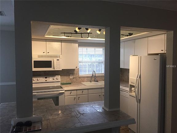 5th image of 2724 81st St N