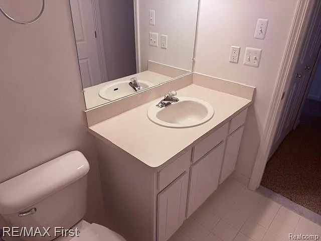 16713 Kensington Dr — Photo 22