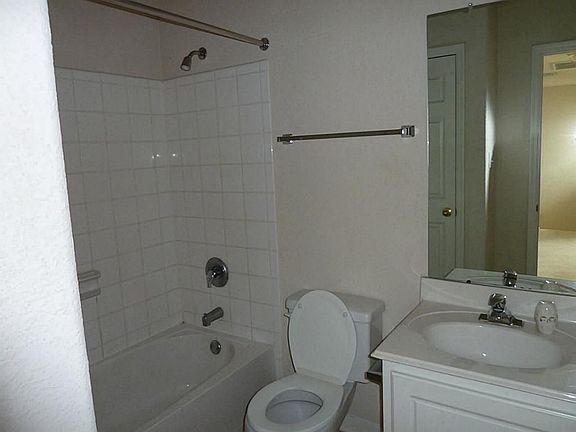 5th image of 13207 Thornoak Ln