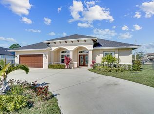 6182 NW East Deville Cir, Port Saint Lucie, FL 34986