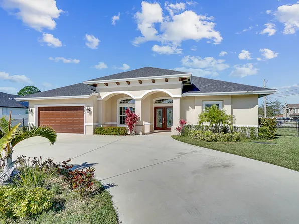 6182 NW East Deville Circle, Port St Lucie, FL 34986