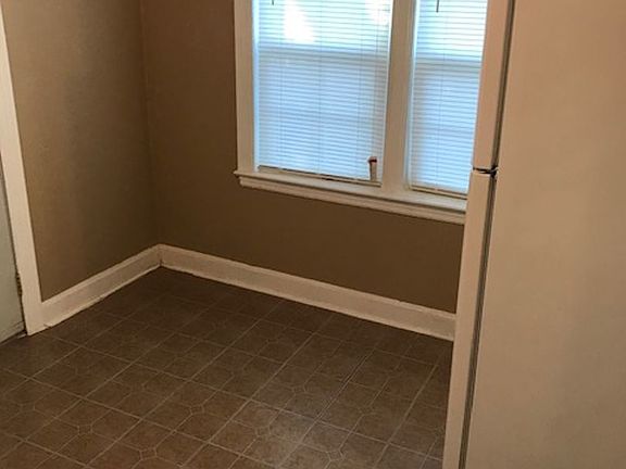 5th image of 524 1/2 S University Blvd APT A