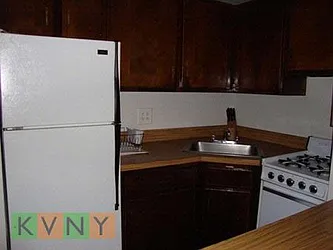 Rented by KVNY Soho