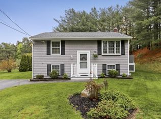 25 Esta Rd, Plymouth, MA 02360