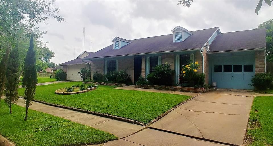 1st image of 16242 Knollridge Ct
