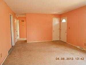 3rd image of 2200 Wilson Ave