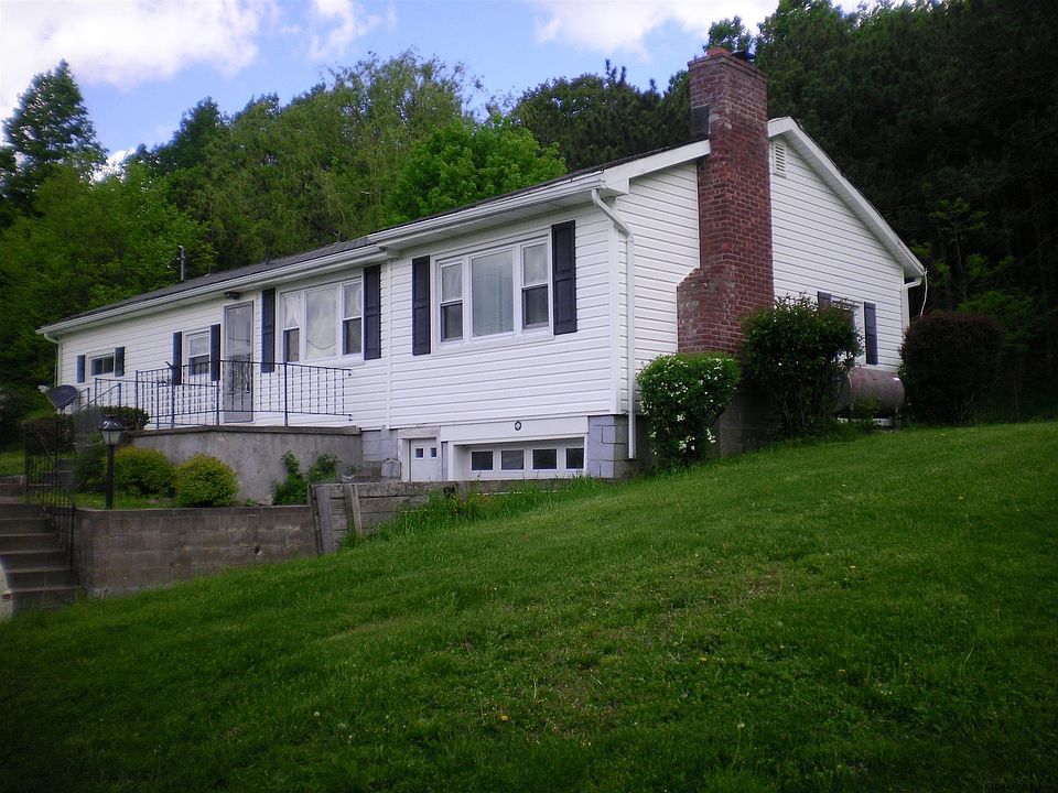 1st image of 124 Tutera Ct