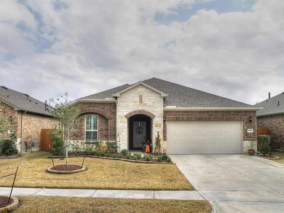 1st image of 676 Frosa Ln