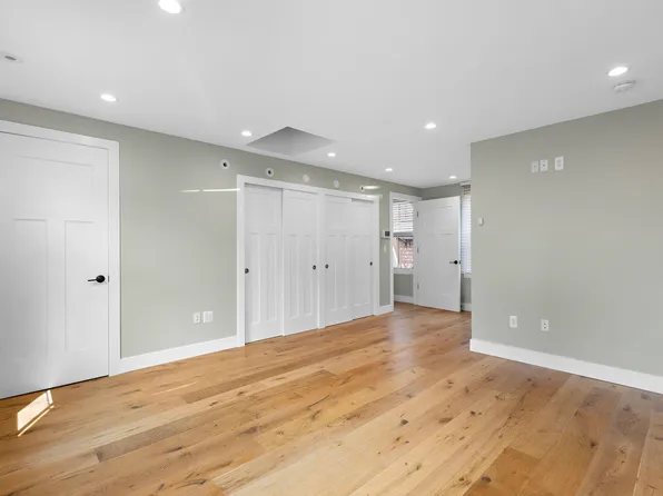 630 Hudson Street image 49 of 50