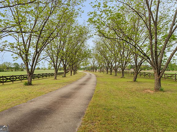 5th image of 2705 Piney Mount Rd