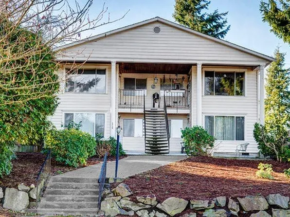 3718 Rockefeller Ave, Everett, WA 98201