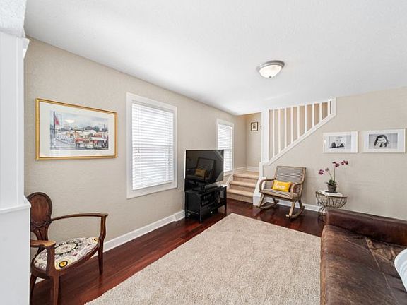 5th image of 2417 Erskine Blvd