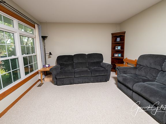 4th image of 1882 Ashwood Ln